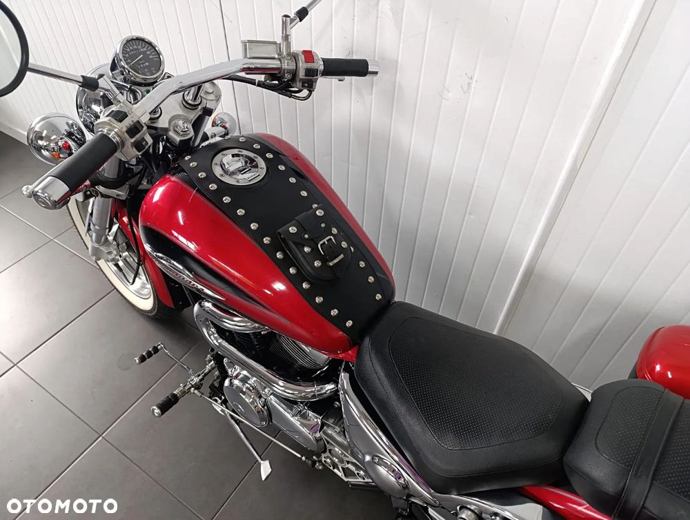 Suzuki Marauder - 11
