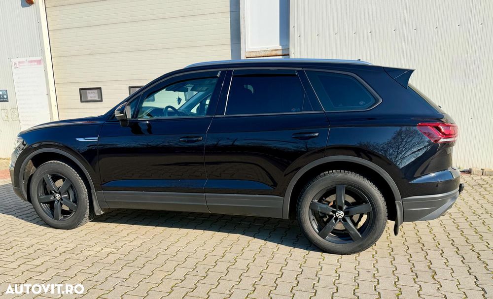 Volkswagen Touareg - 3
