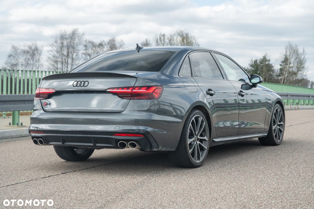 Audi S4 Limousine - 16