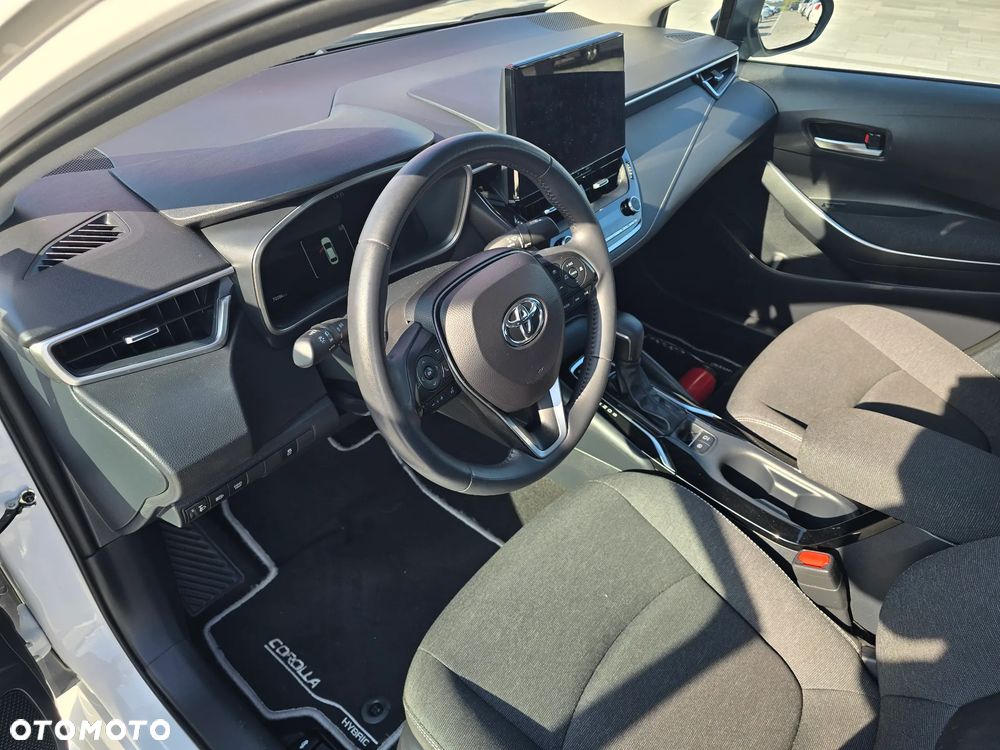Toyota Corolla 1.8 Hybrid Comfort - 22