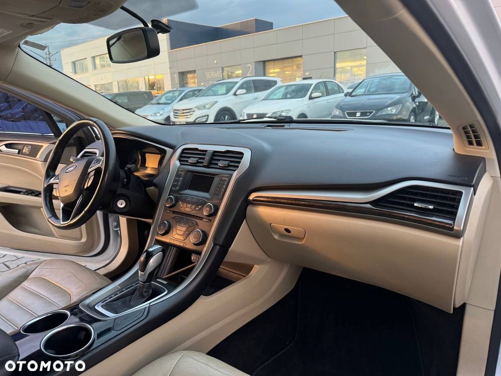 Ford Fusion 1.6 Style - 11