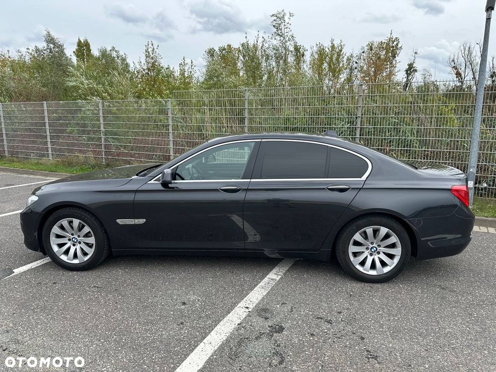 BMW Seria 7 740d xDrive - 10