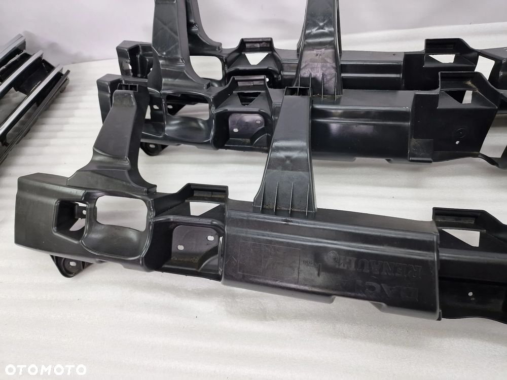 DACIA DUSTER I / I LIFT 09-16 BELKA POD ZDERZAK TYLNI TYLNY TYŁ , NR 850900009R / 850908340R , NR AUKCJI GR252 - 6