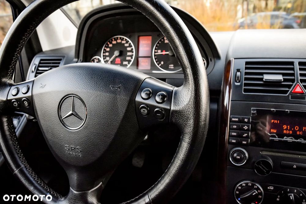 Mercedes-Benz Klasa A 180 CDI Elegance - 24