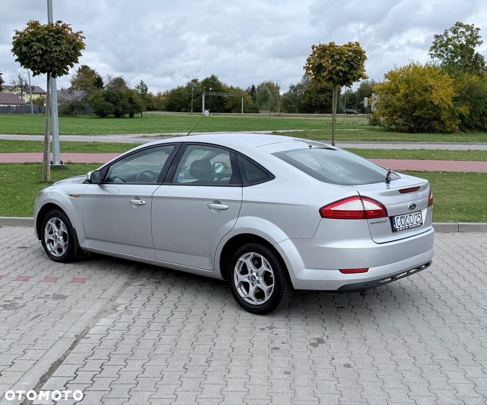 Ford Mondeo - 7