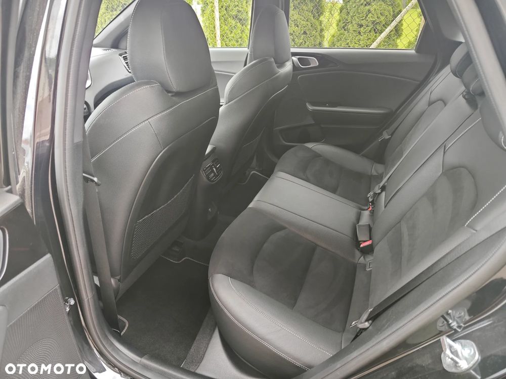 Kia Ceed 1.5 T-GDI DCT7 OPF GT Line - 22