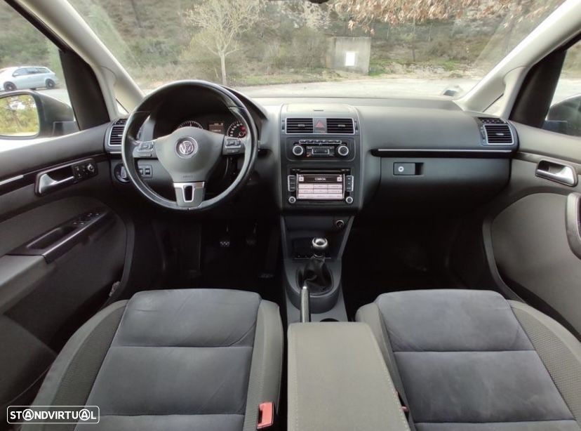 VW Touran 1.6 TDI Blue.Confortline 7L - 5