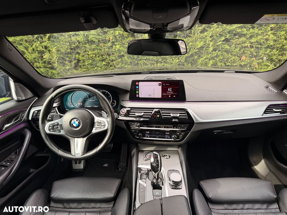BMW Seria 5 530d xDrive AT - 17