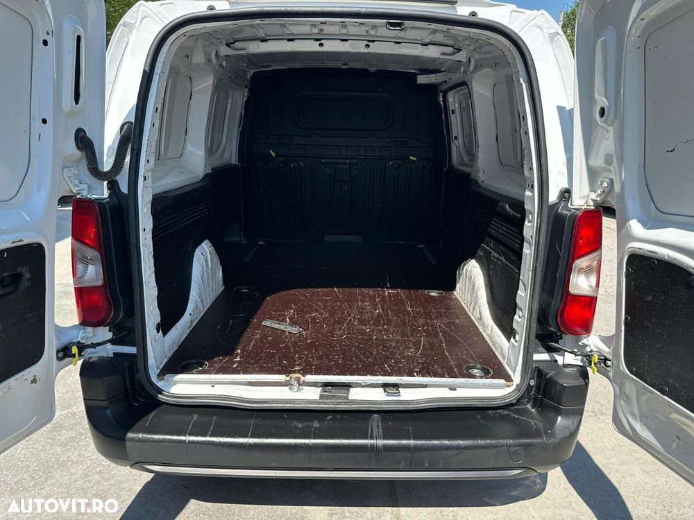 Opel Combo Crew Van 1.5 CDTI 100 CP MT5 L2H1 Start/Stop Sarcina marita - 9
