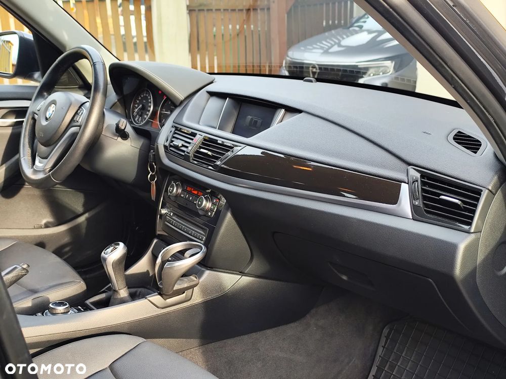 BMW X1 sDrive16d xLine - 7