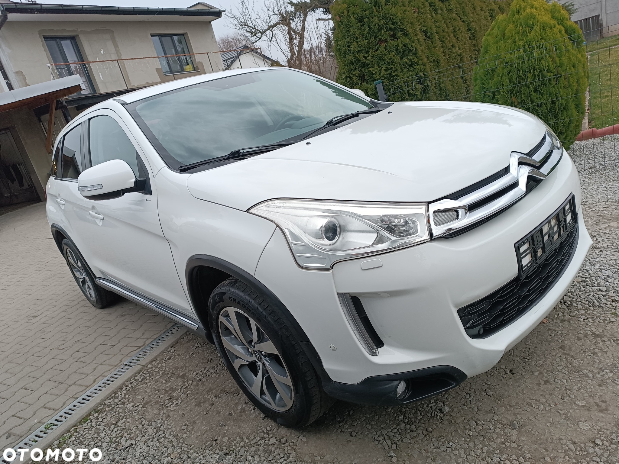 Citroën C4 Aircross 1.8 e-HDi STT 4x4 Exclusive - 3