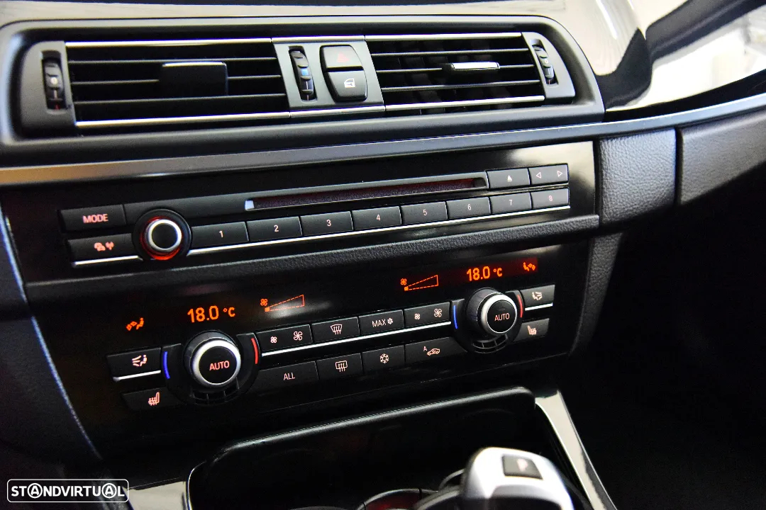 BMW 525 d Exclusive Auto - 19