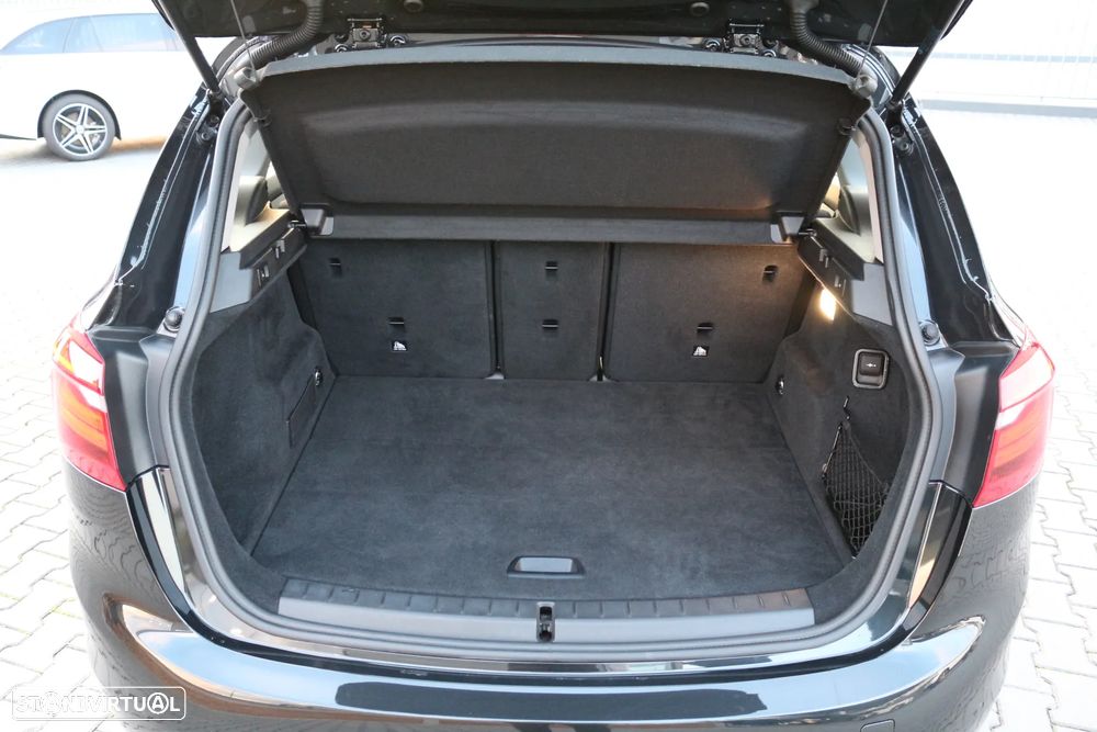 BMW 218 Active Tourer d Aut. - 37