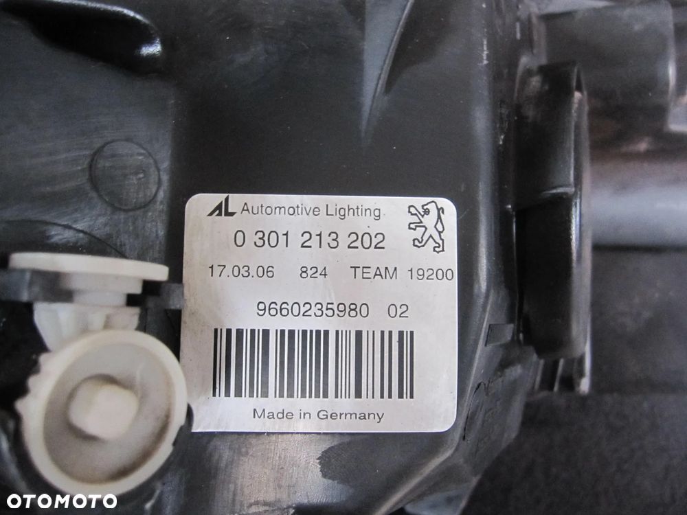 407 prawa lampa europa kompletna - 3