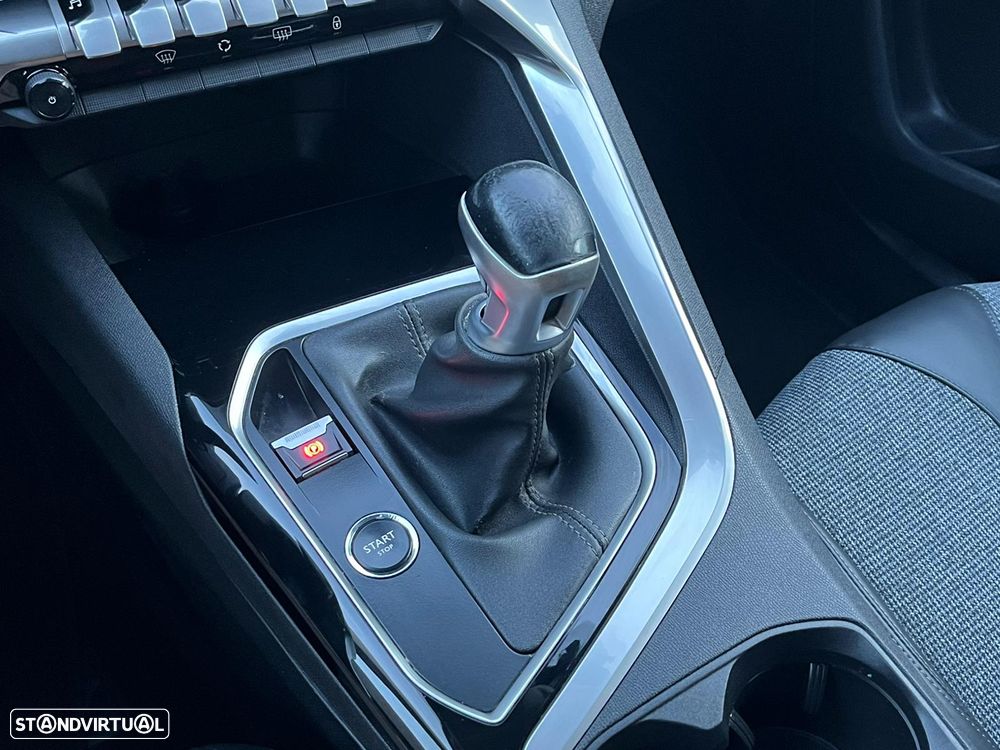 Peugeot 5008 1.5 BlueHDi Allure - 30