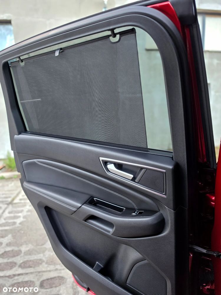 Ford S-Max 2.0 EcoBoost Titanium - 19