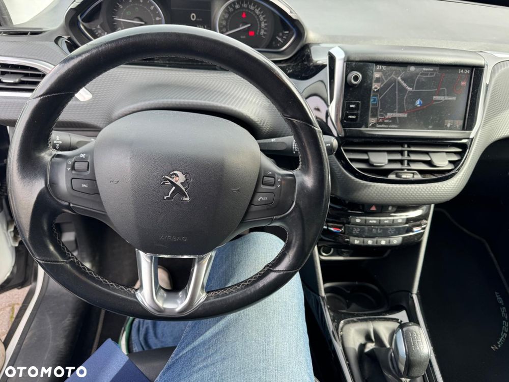 Peugeot 2008 PureTech 110 Stop&Start Allure - 5