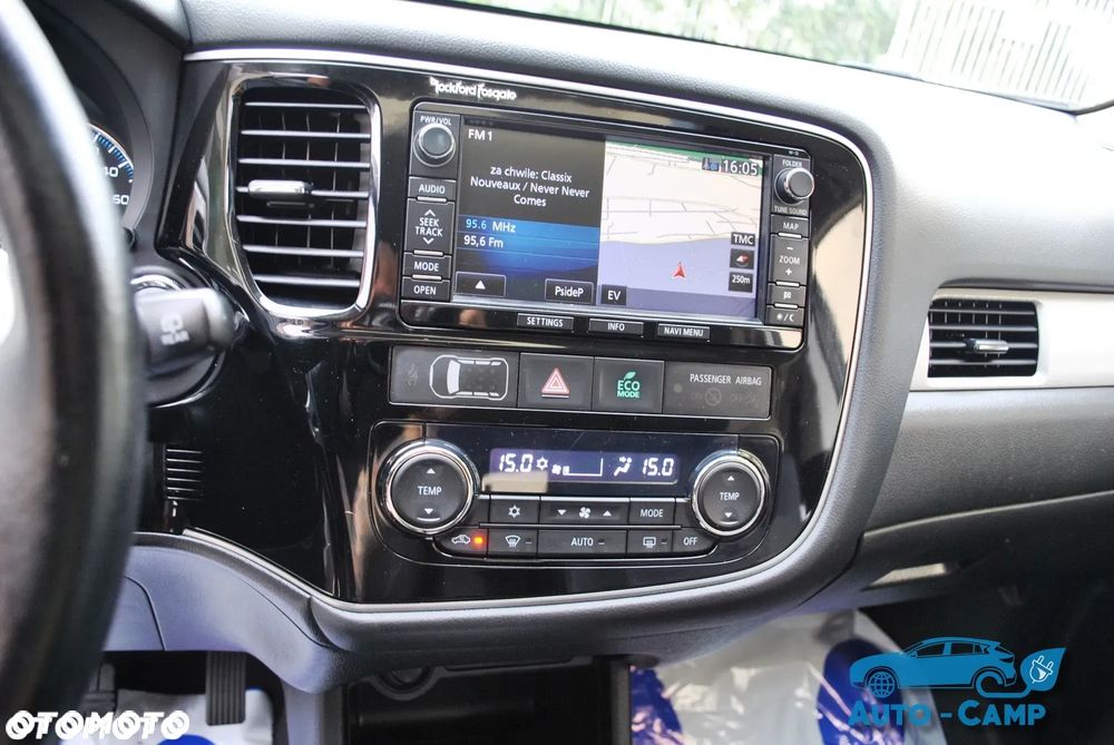 Mitsubishi Outlander Instyle NAVI + - 16