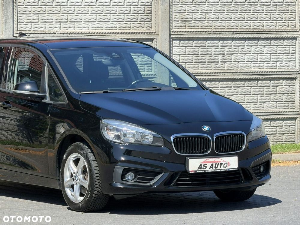 BMW Seria 2 218d - 29