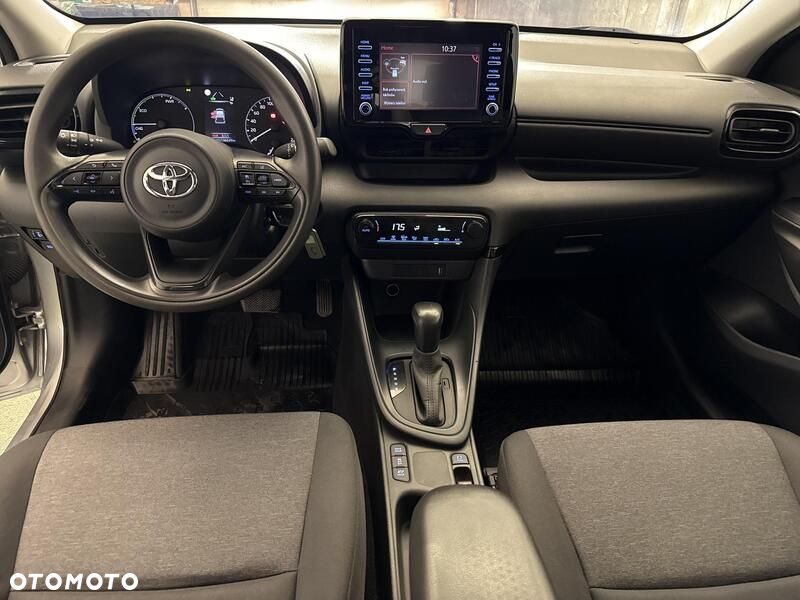 Toyota Yaris - 21
