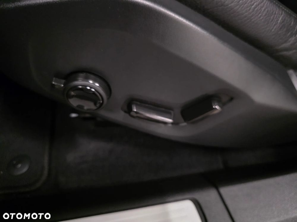 Volvo XC 60 B4 D Geartronic RDesign - 21