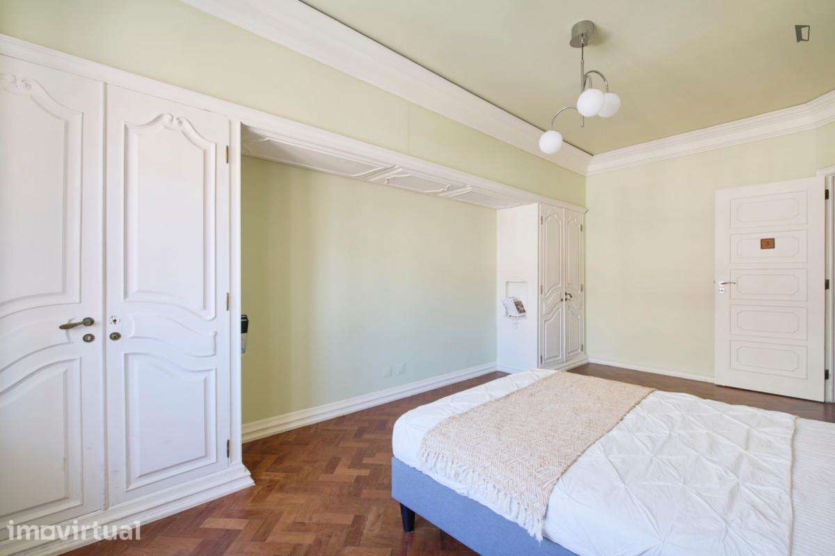 Quarto - localizado em Amoreiras Lisbon - Grande imagem: 5/17