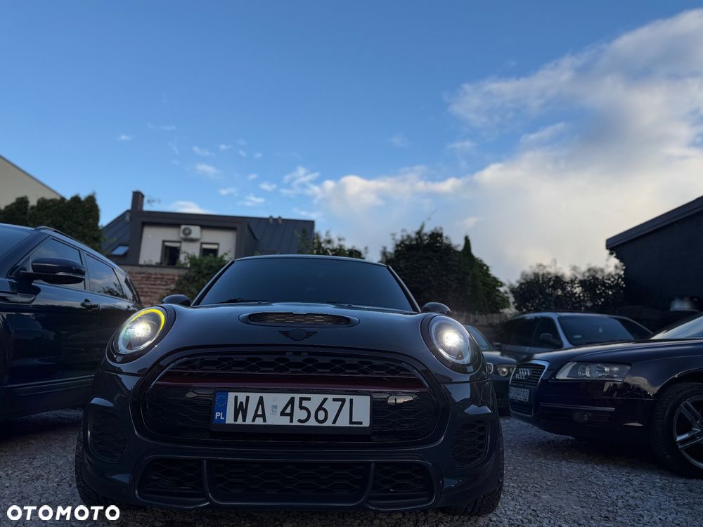 Mini John Cooper Works 2016 photo 3