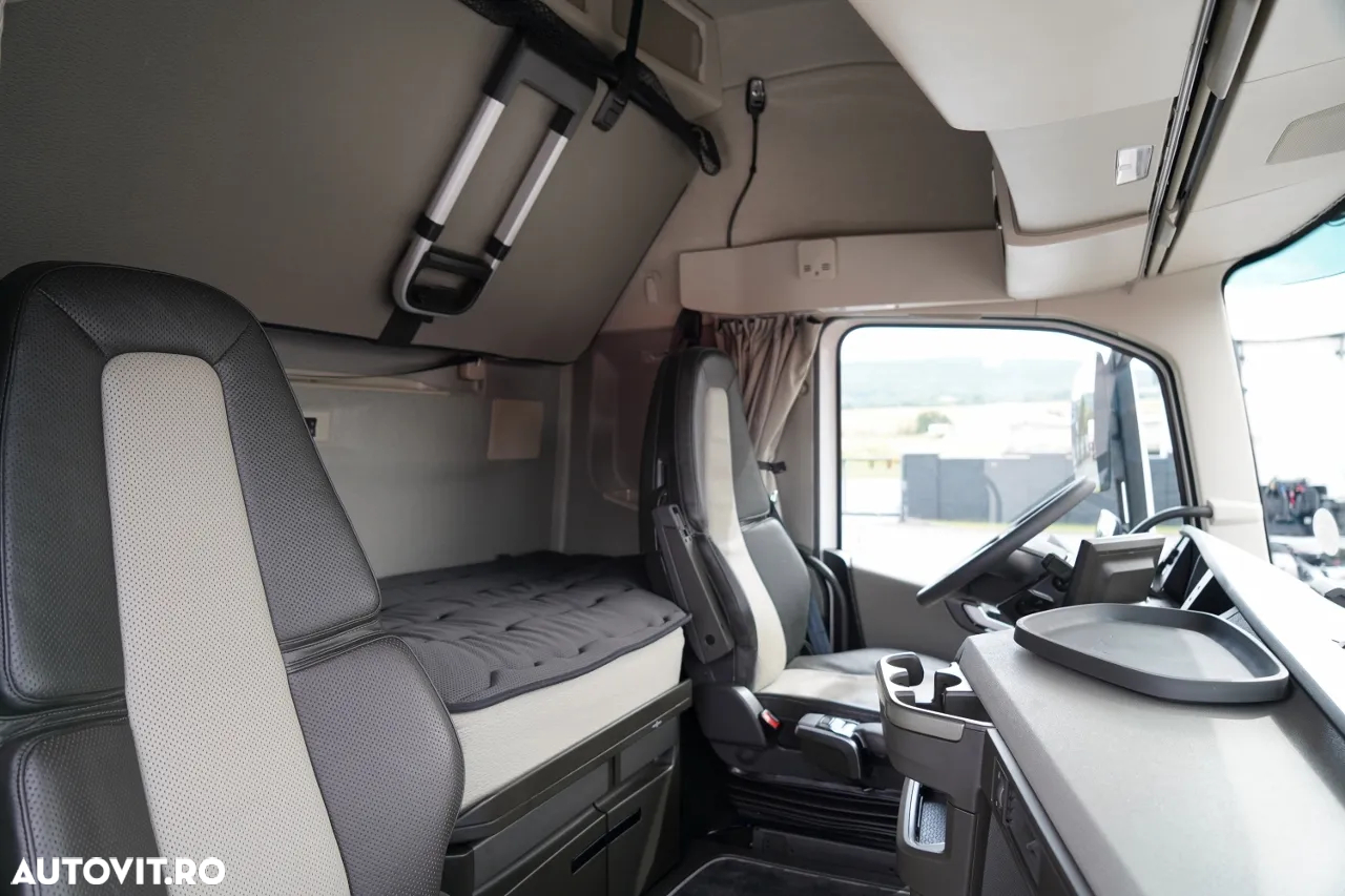 Volvo FH 500 / XXL / 2024 / I-PARK COOL / PIELE / I-SHIFT / CONTRACT DE REPARAȚIE POST-SERVICE / IMPORTAT - 28