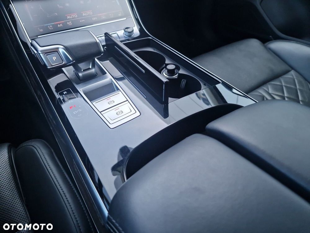 Audi A8 60 TFSI e Quattro Tiptronic - 16