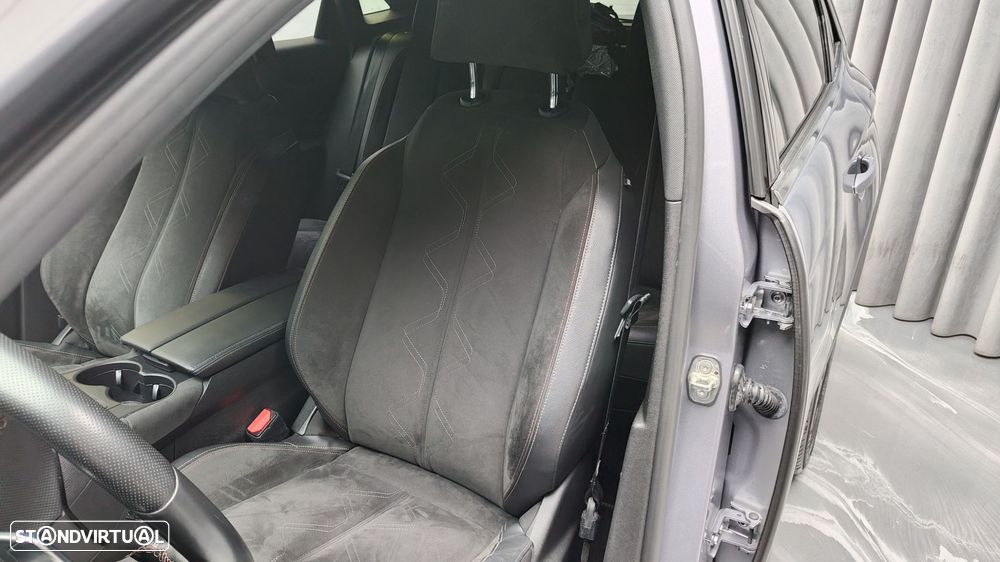 DS DS7 Crossback - 11