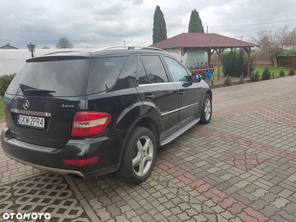 Mercedes-Benz ML - 9
