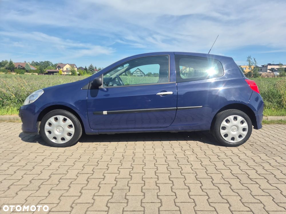 Renault Clio 1.2 16V 75 Dynamique - 2