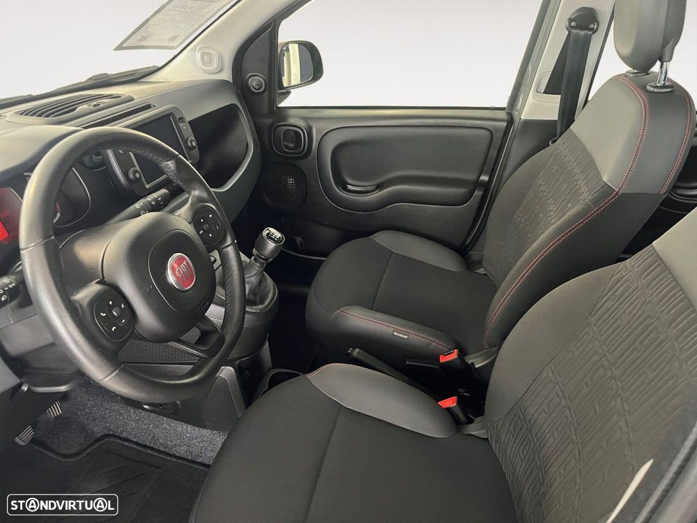 Fiat Panda 1.0 Hybrid (RED) - 9