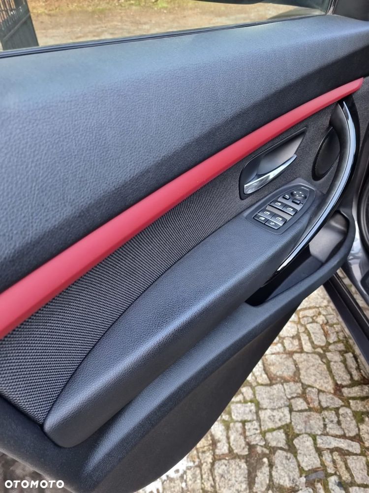 BMW Seria 3 320i Advantage sport - 14