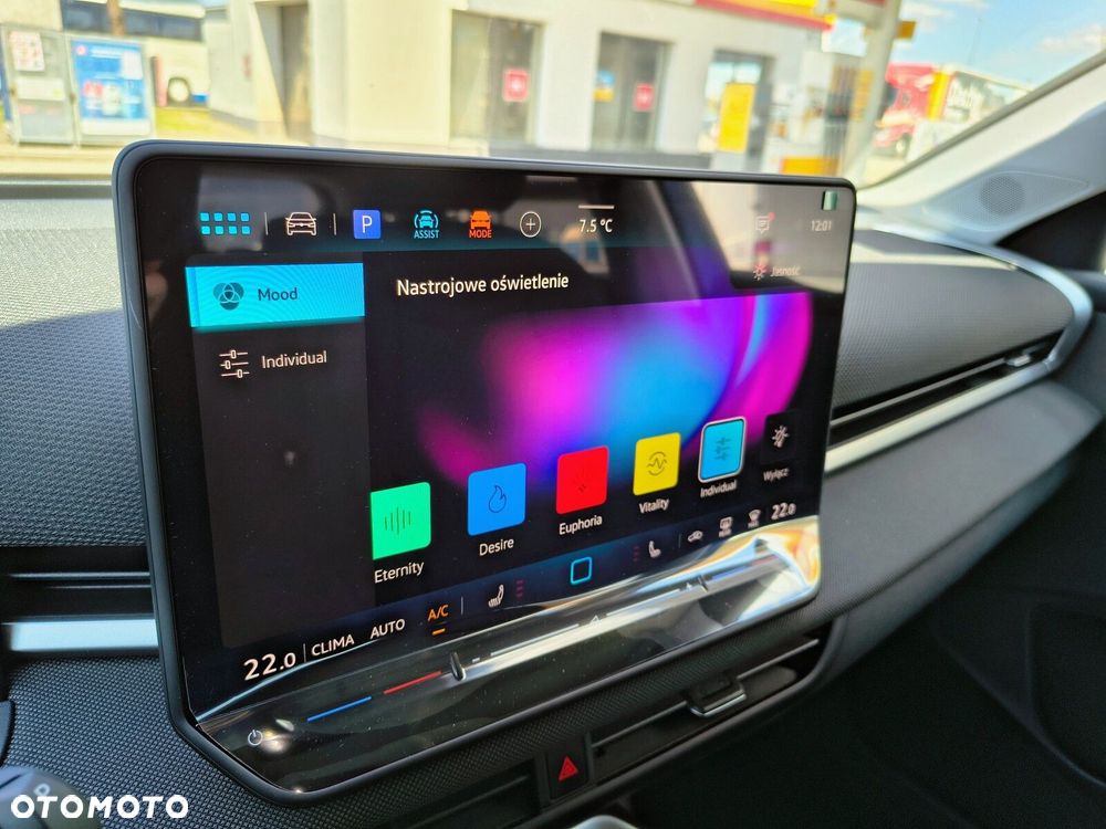 Volkswagen T-Roc 1.5 eTSI Life DSG - 18