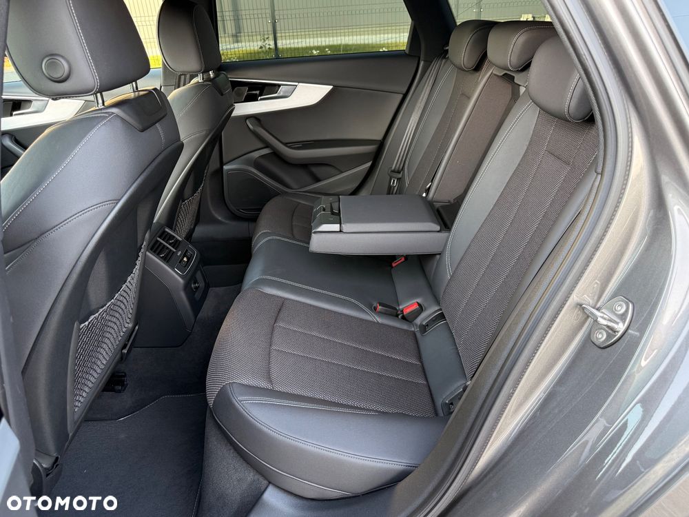 Audi A4 Avant 40 TFSI mHEV Quattro S Line S tronic - 28