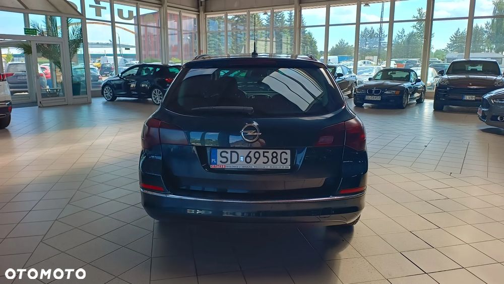 Opel Astra 1.4 T Cosmo - 18