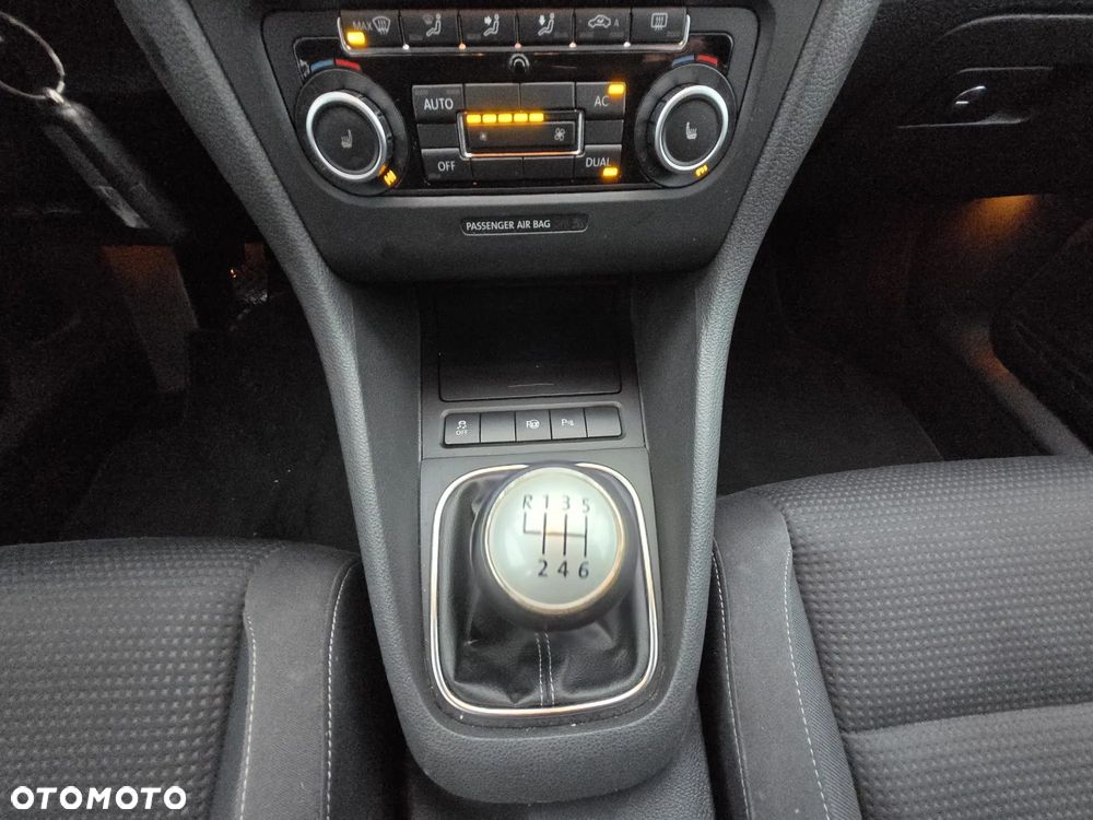 Volkswagen Golf 1.2 TSI Team - 14