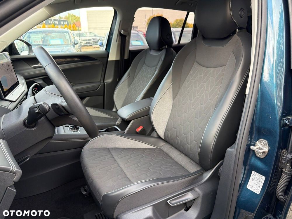 Volkswagen Tiguan - 12