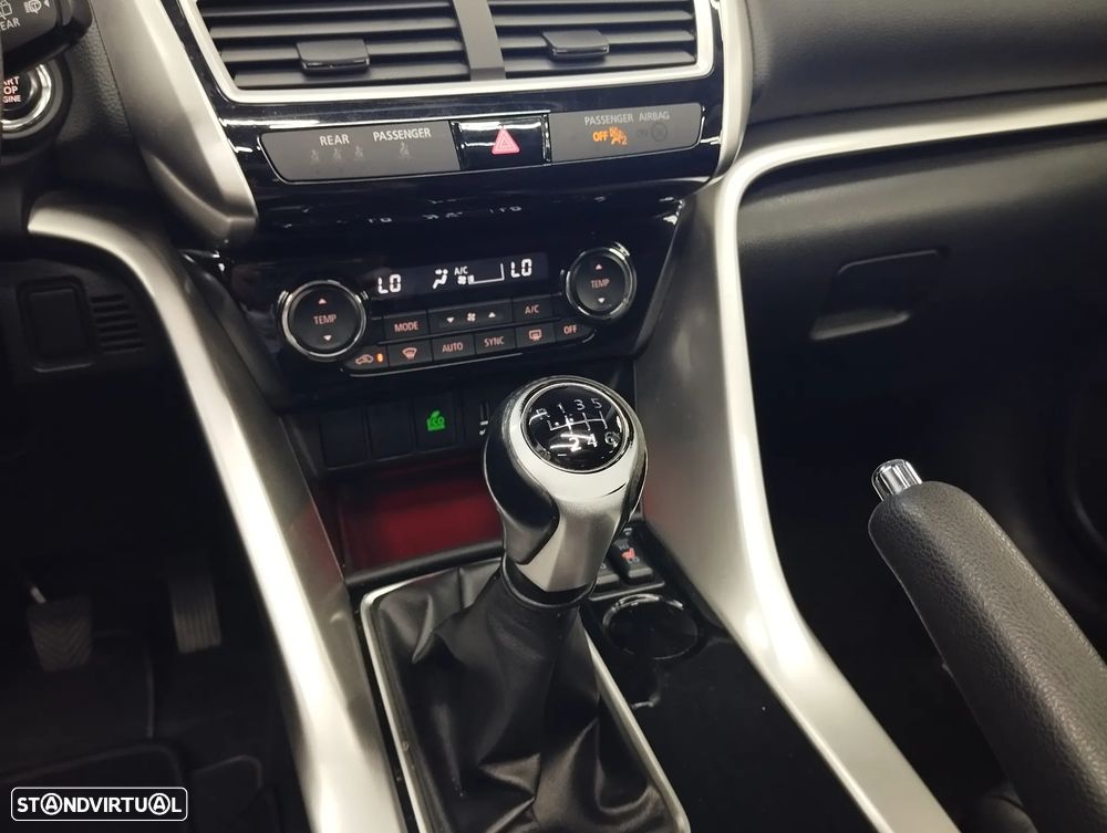 Mitsubishi Eclipse Cross 1.5 MIVEC Instyle - 39