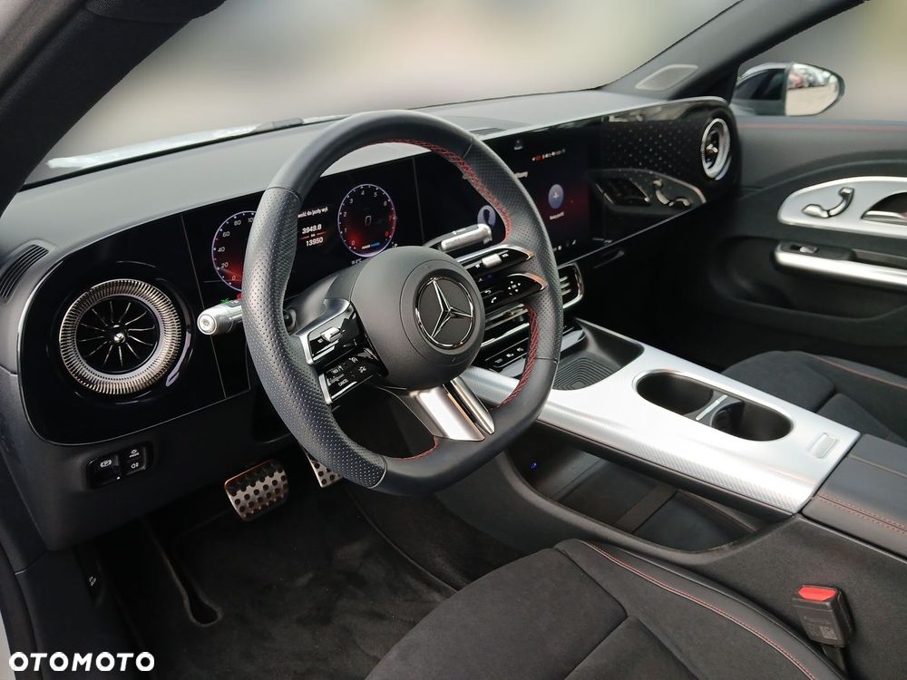Mercedes-Benz CLA 200 mHEV 8G-DCT - 10