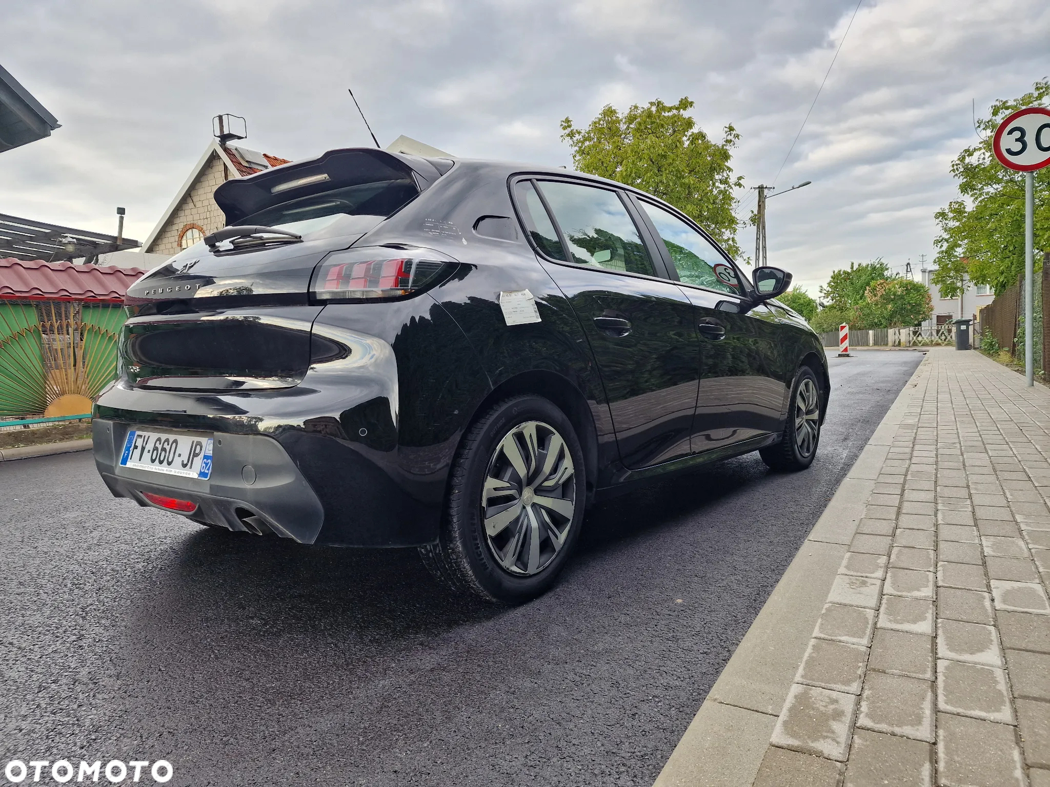 Peugeot 208 PureTech 100 EAT8 Active - 34