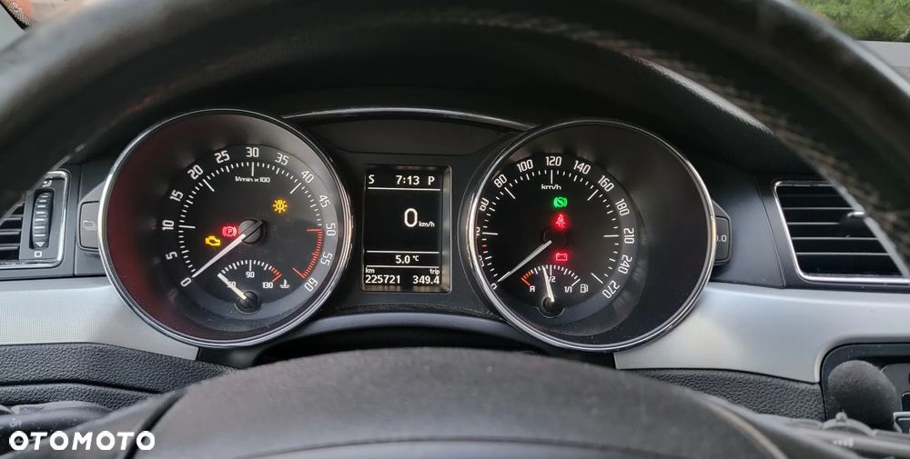 Skoda Superb 2.0 TDI DSG Exclusive - 22