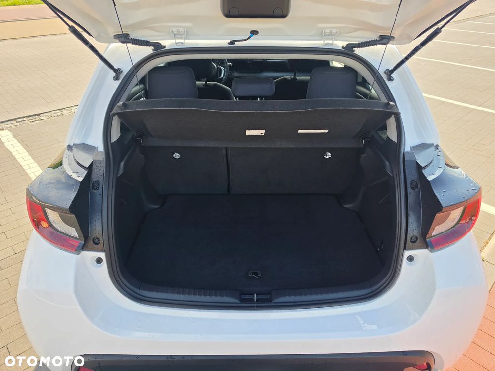 Toyota Yaris Hybrid 1.5 Premiere Edition - 19