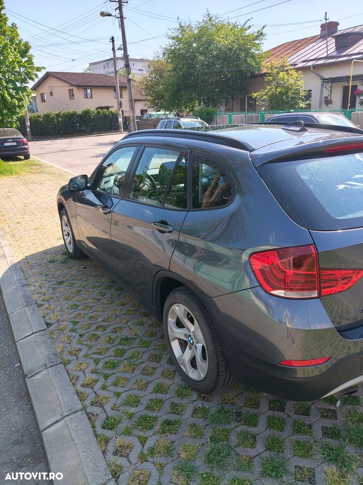 BMW X1 xDrive18d xLine - 3