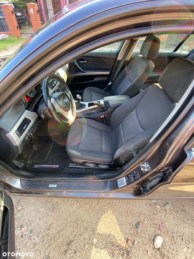 BMW Seria 3 325i - 6