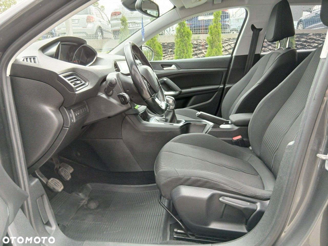 Peugeot 308 - 11