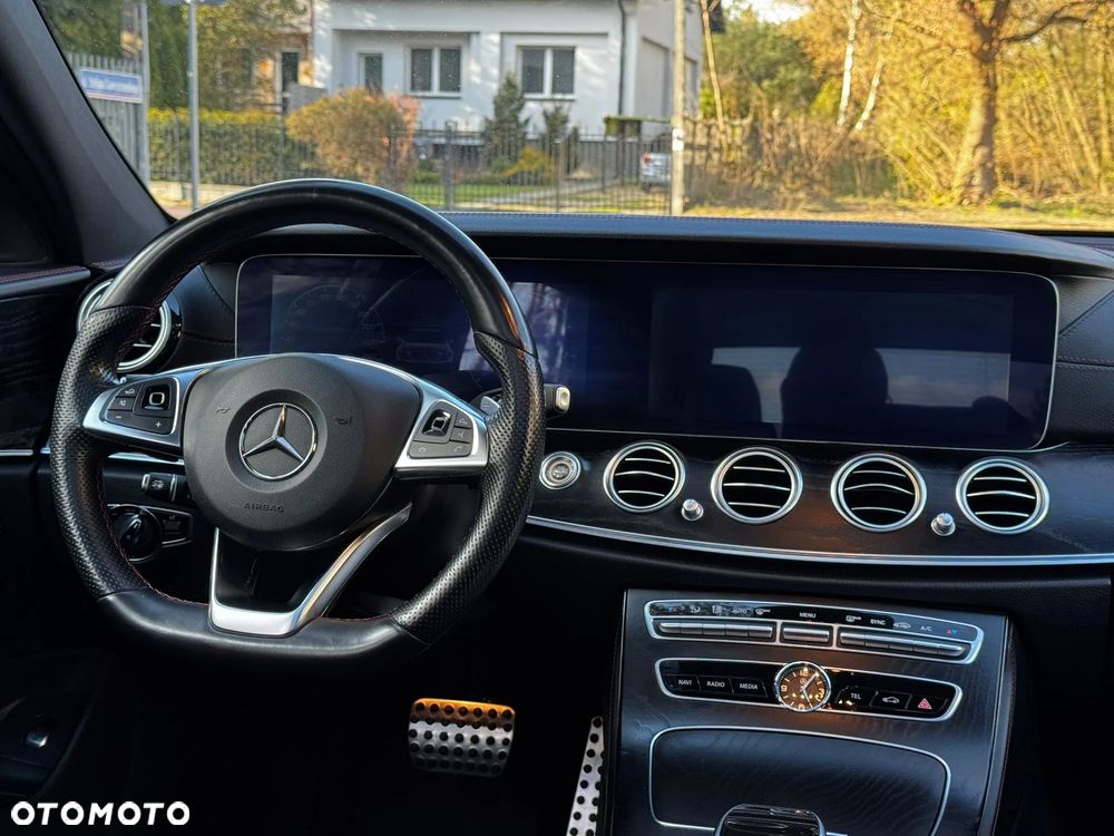 Mercedes-Benz Klasa E 43 AMG 4-Matic - 6
