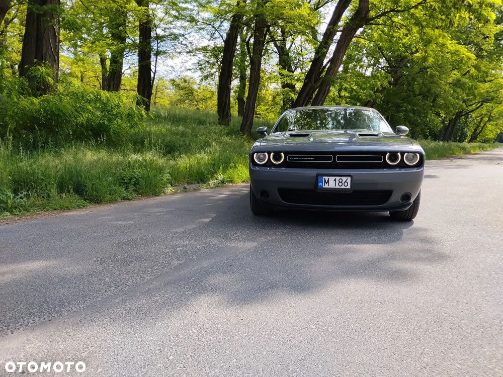 Dodge Challenger - 3