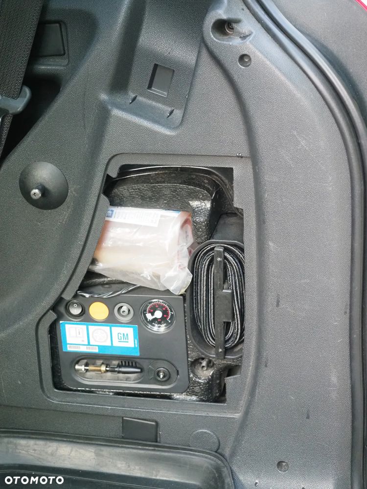 Opel Zafira 1.8 Family - 25